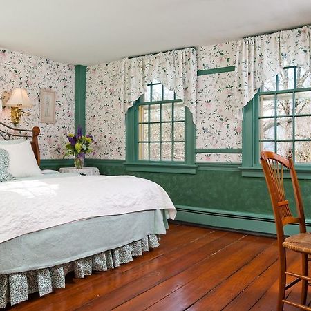Stonecroft Country Inn レッドヤード・センター エクステリア 写真